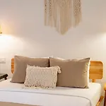 Cunda Ilios Hotel *